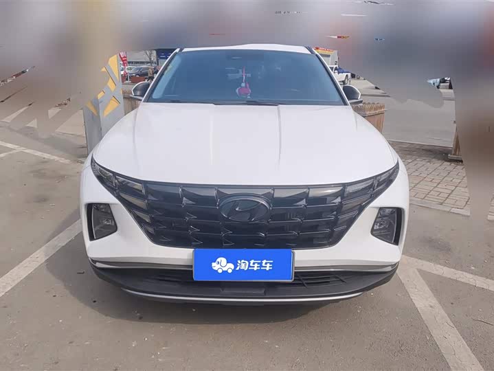 Фото 2 - Hyundai Tucson L