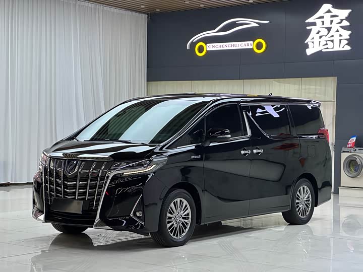Фото 1 - Toyota Alphard