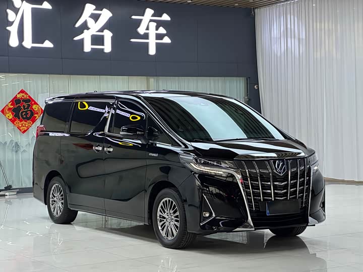 Фото 3 - Toyota Alphard