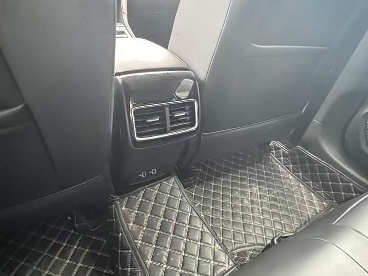 Фото 9 - MG Motor 6