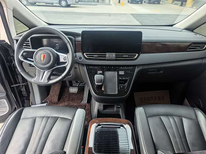 Фото 7 - Hongqi HQ9 Hybrid