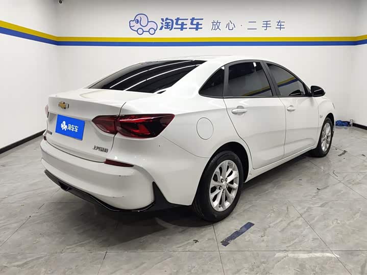 Фото 3 - Chevrolet Monza