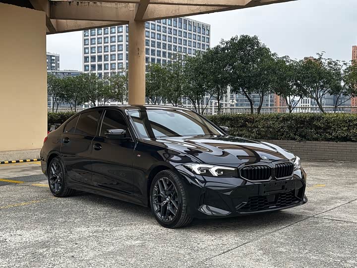 Фото 3 - BMW 3 Series