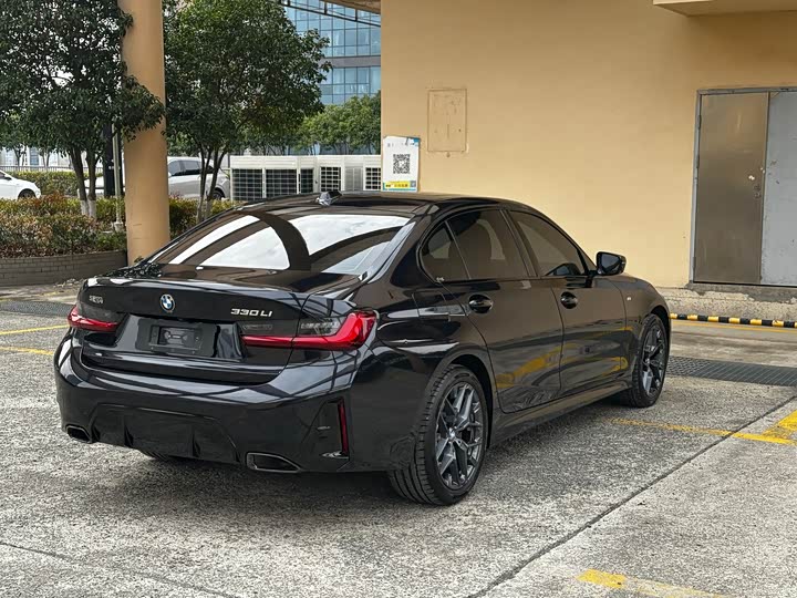 Фото 8 - BMW 3 Series