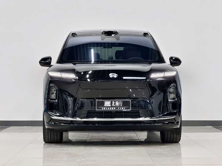 Фото 2 - Nio ES8