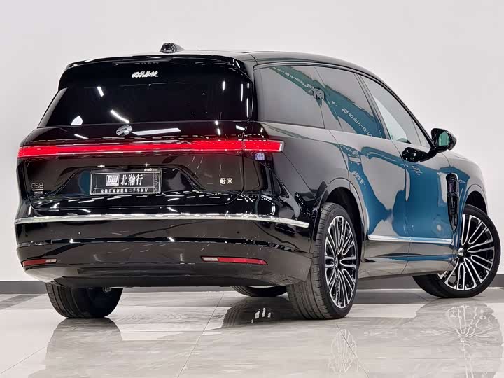 Фото 4 - Nio ES8