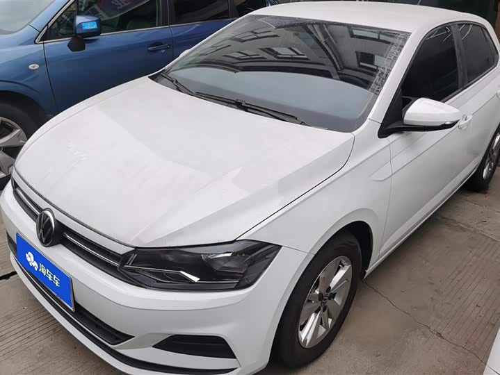 Фото 1 - Volkswagen Polo