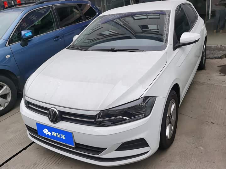 Фото 2 - Volkswagen Polo