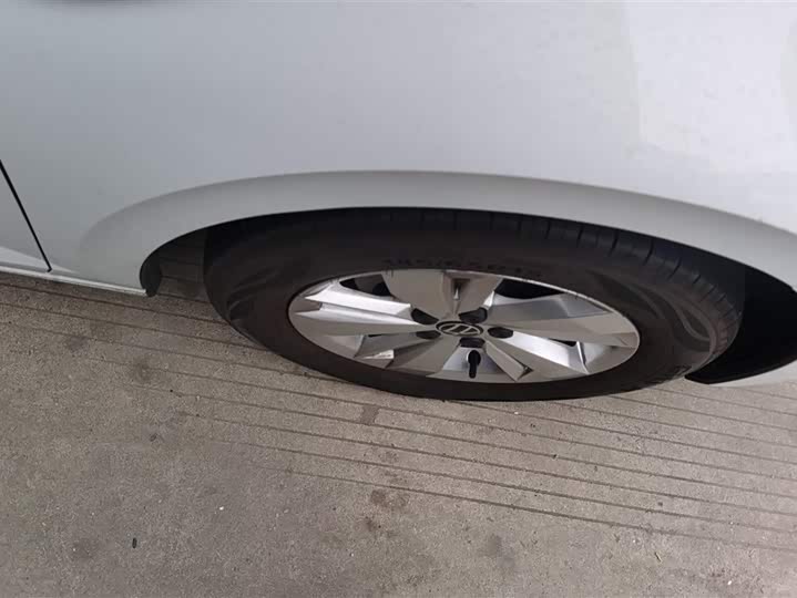 Фото 6 - Volkswagen Polo