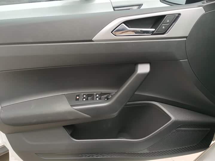 Фото 7 - Volkswagen Polo