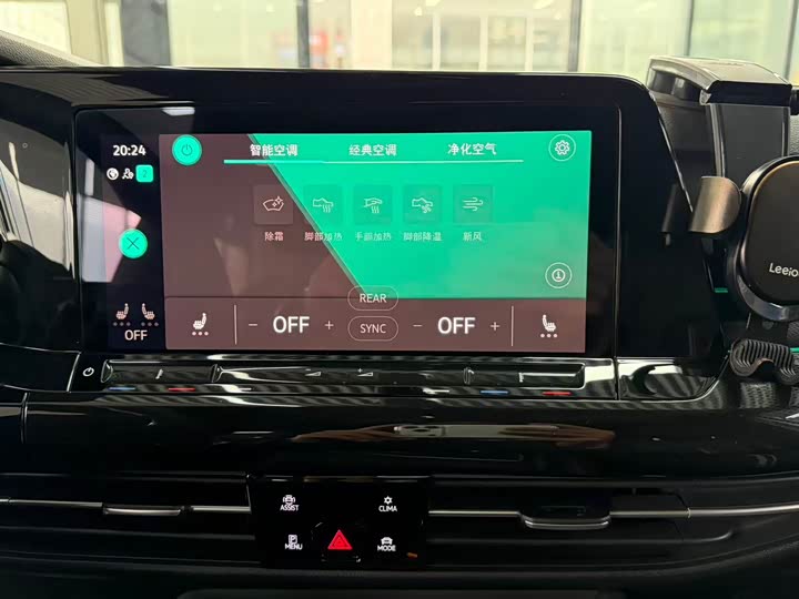 Фото 8 - Volkswagen Golf