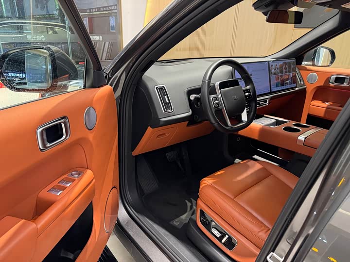 Фото 8 - LiXiang L8