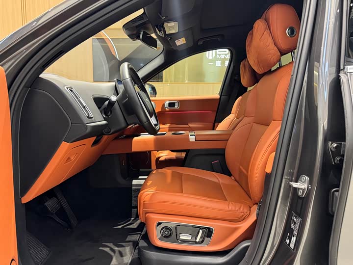 Фото 9 - LiXiang L8