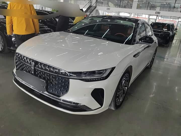 Фото 1 - Lincoln Z (Zephyr)