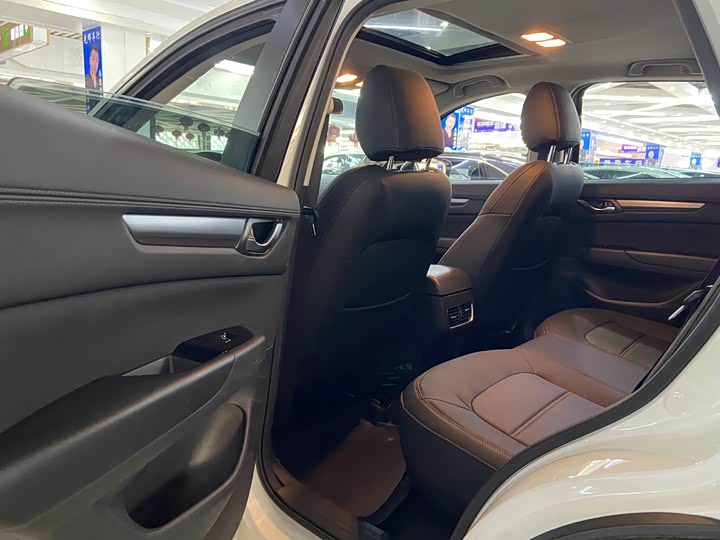 Фото 8 - Mazda CX-5