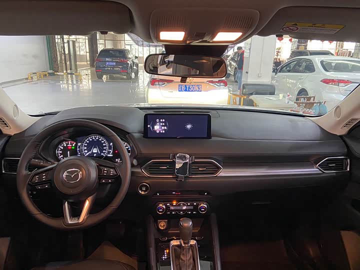 Фото 9 - Mazda CX-5