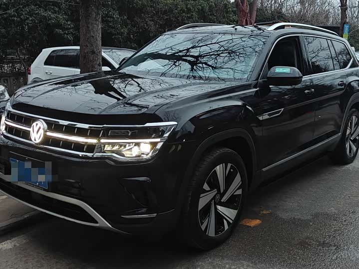 Фото 1 - Volkswagen Teramont Pro