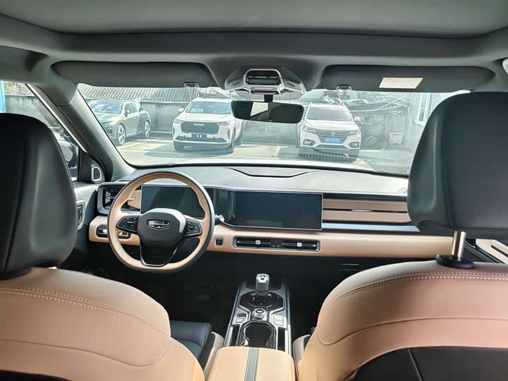 Фото 5 - Geely Icon