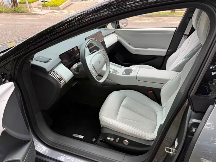 Фото 8 - XPeng F57