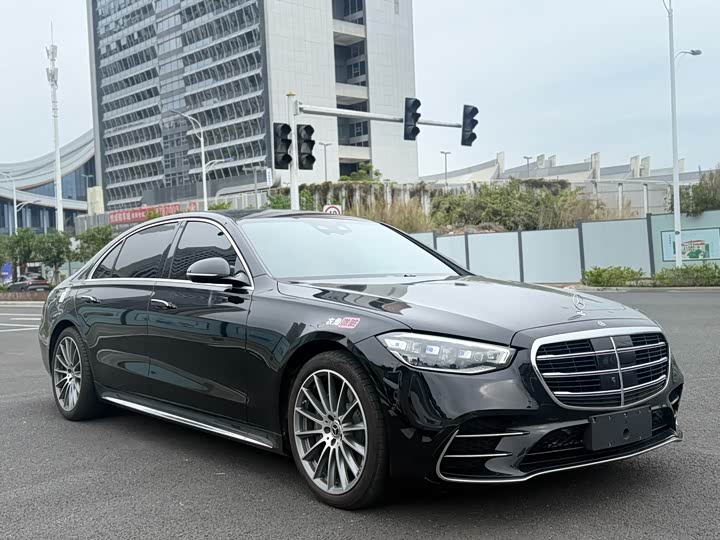 Фото 3 - Mercedes-Benz S-Class