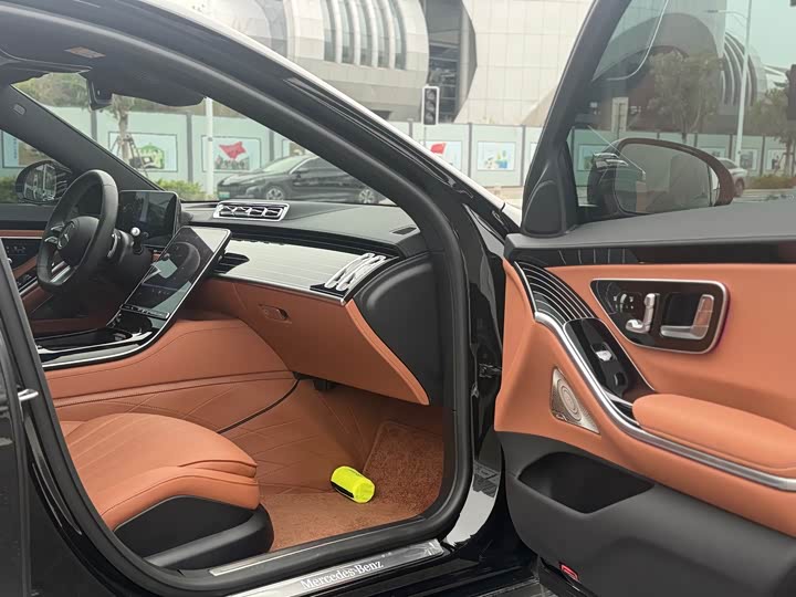 Фото 6 - Mercedes-Benz S-Class