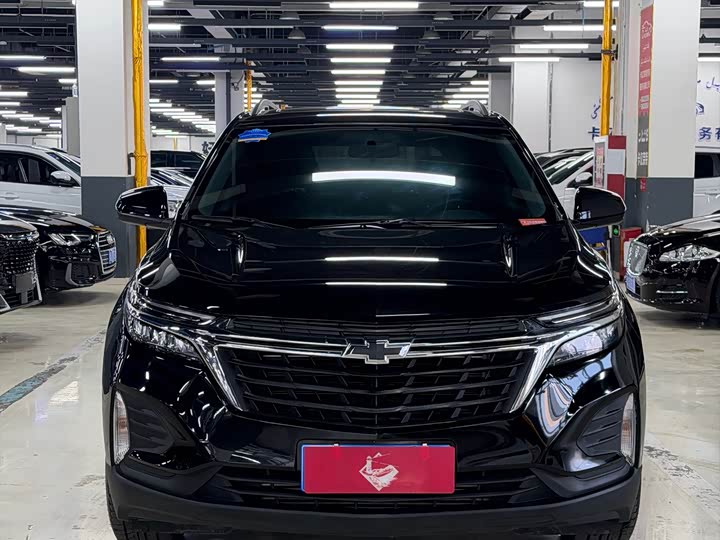 Фото 2 - Chevrolet Equinox