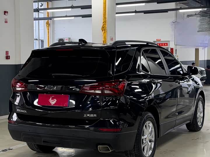 Фото 9 - Chevrolet Equinox