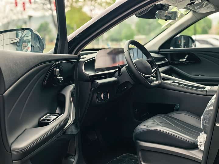 Фото 9 - Exeed RX C-DM Hybrid