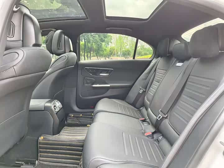 Фото 5 - Mercedes-Benz C-Class