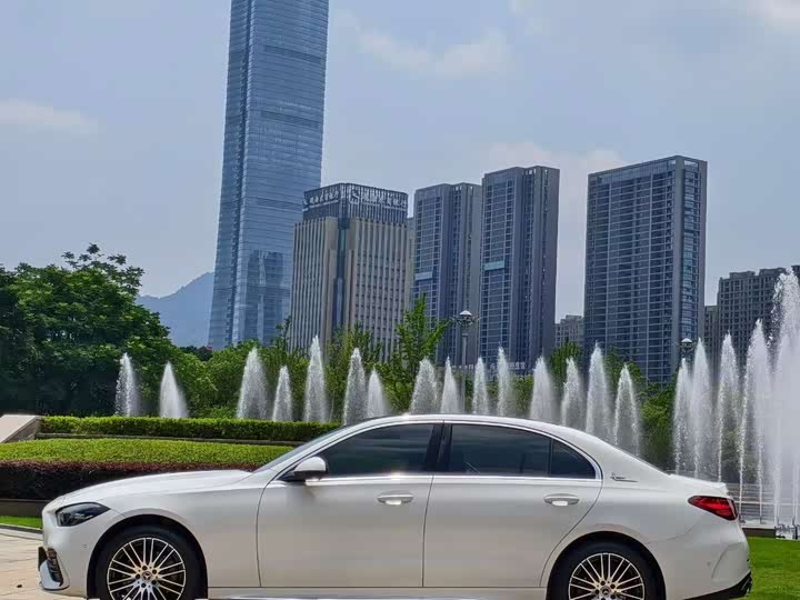 Фото 7 - Mercedes-Benz C-Class