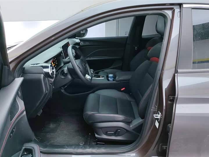 Фото 9 - MG Motor 5