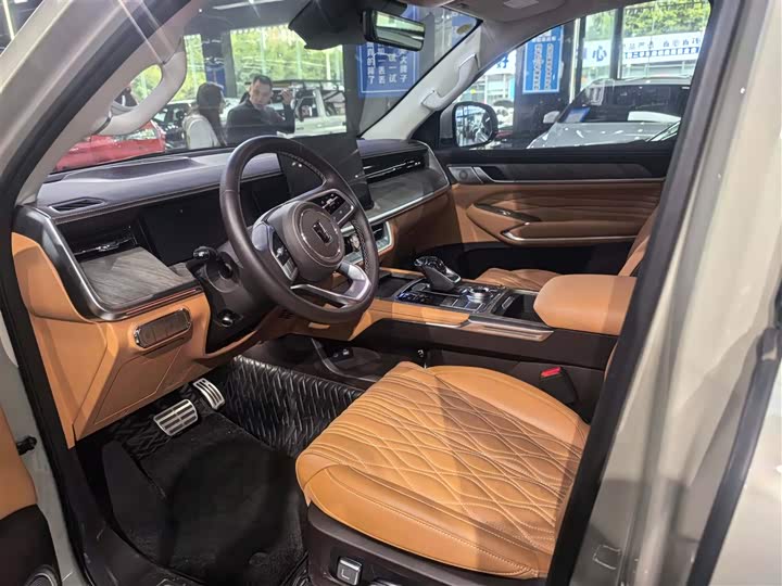 Фото 4 - Tank 500 Hybrid