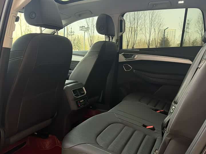 Фото 9 - Volkswagen Talagon