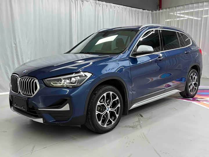 Фото 1 - BMW X1