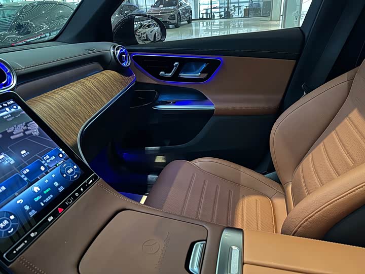 Фото 9 - Mercedes-Benz GLC-Class