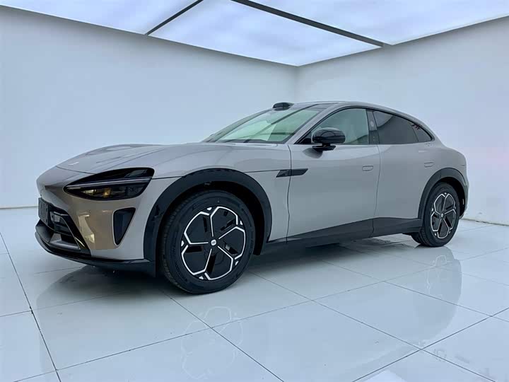 Фото 1 - Xiaomi YU7