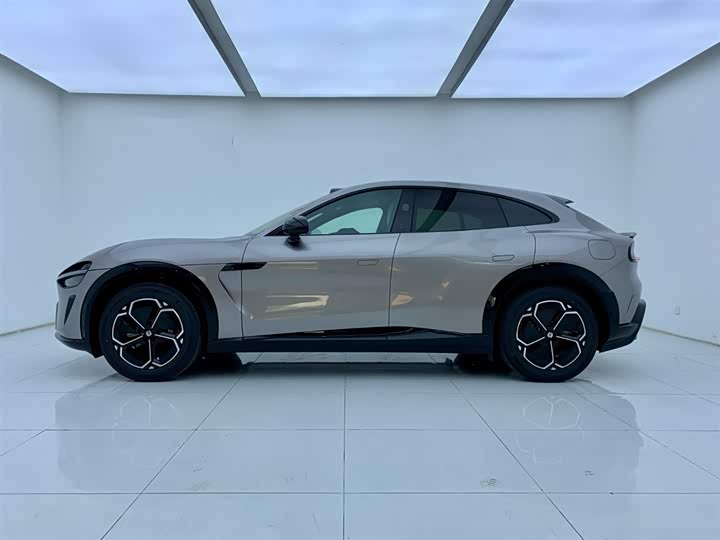 Фото 4 - Xiaomi YU7