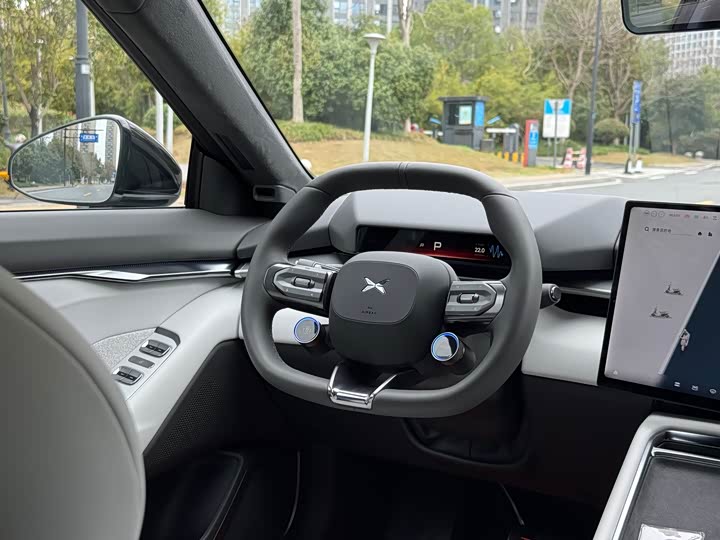 Фото 7 - XPeng P7