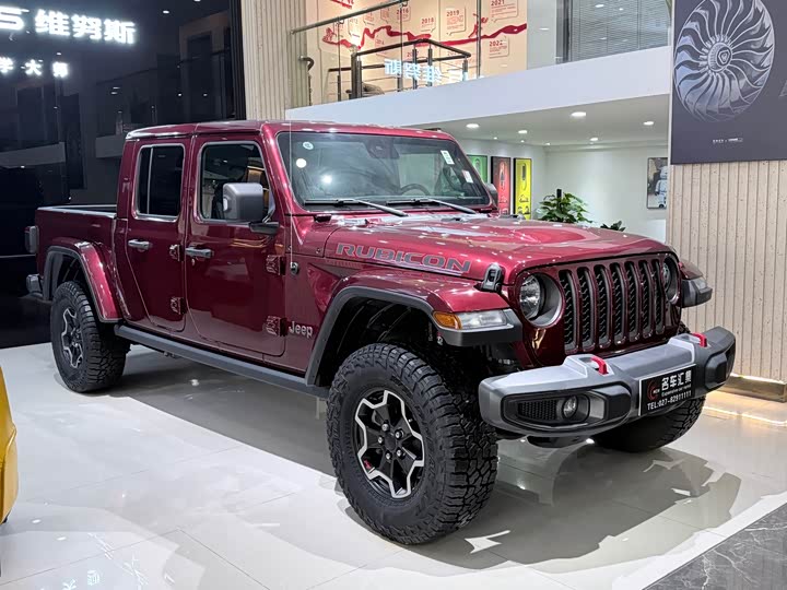 Photo 3 - Jeep Gladiator