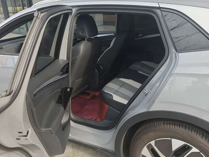 Фото 8 - Volkswagen ID.4 Crozz