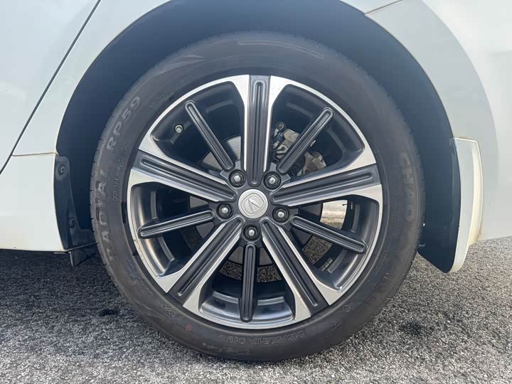 Фото 6 - Changan Raeton CC