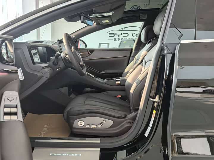 Фото 7 - Denza Z9