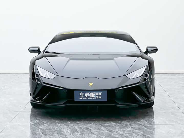Фото 2 - Lamborghini Huracán