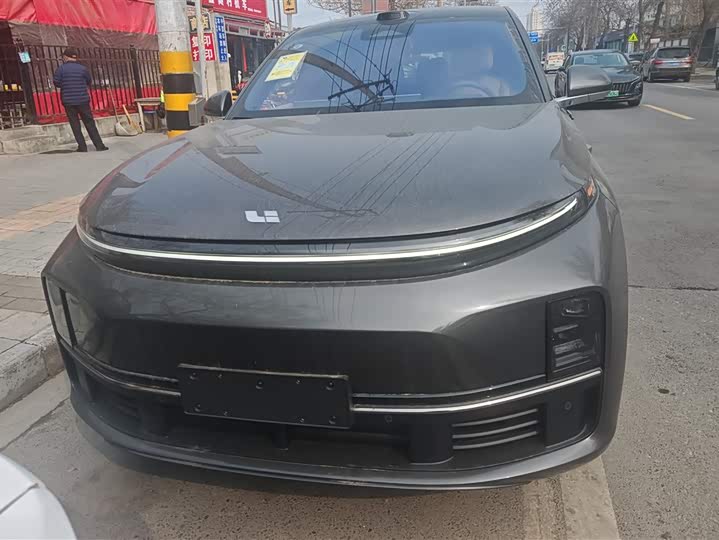 Photo 2 - LiXiang L7