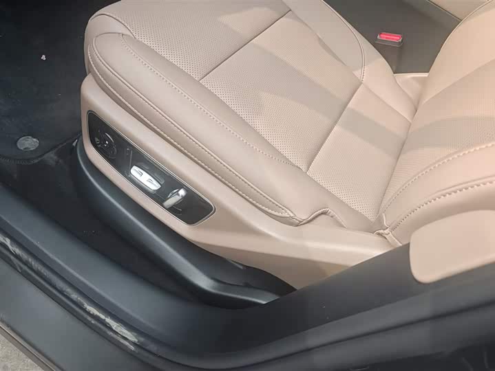 Photo 9 - LiXiang L7