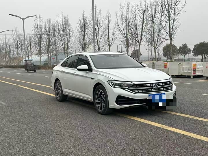 Фото 3 - Volkswagen Sagitar L