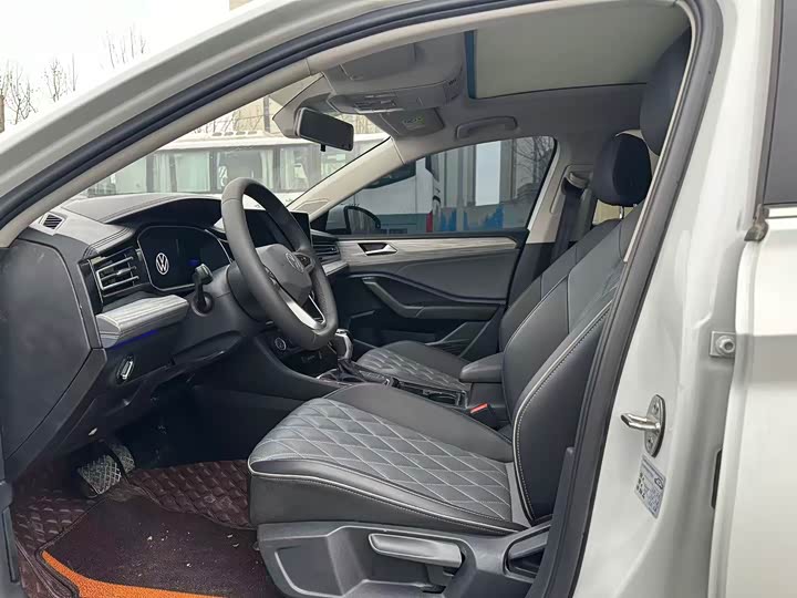 Фото 4 - Volkswagen Sagitar L