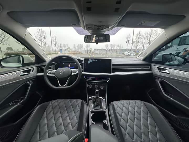 Фото 5 - Volkswagen Sagitar L