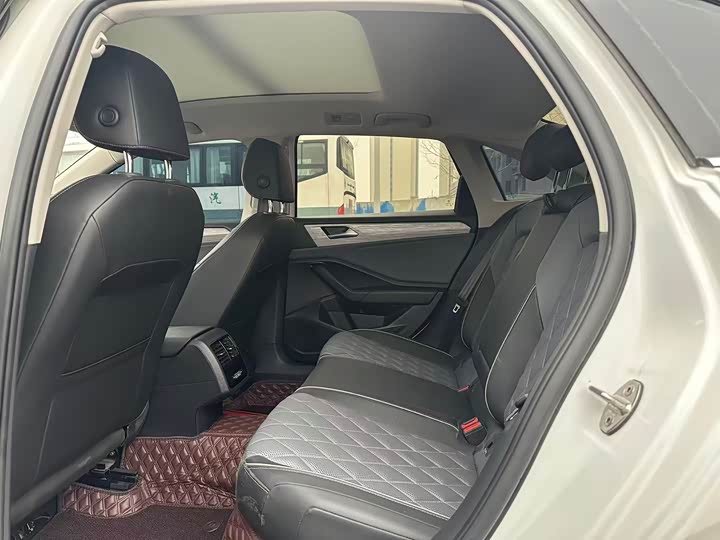 Фото 6 - Volkswagen Sagitar L