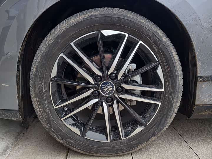 Фото 4 - BYD Qin L